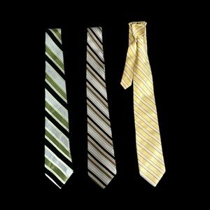 ✨3 Multi-coloured club room striped silk ties✨